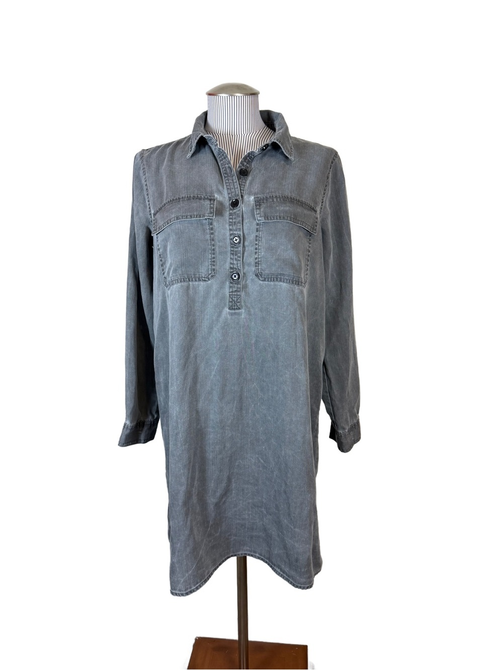 Gap Denim Utility Shirt Dress Size M 100% Lyocell Gray Black Long Sleeve Shift